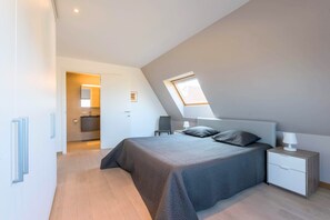 Apartment, 4 Bedrooms (Zeegerucht 201)