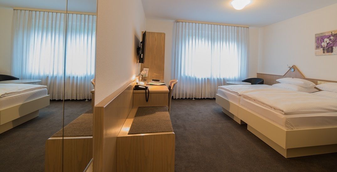 double room | minibar, soundproofing, rollaway beds, free wifi