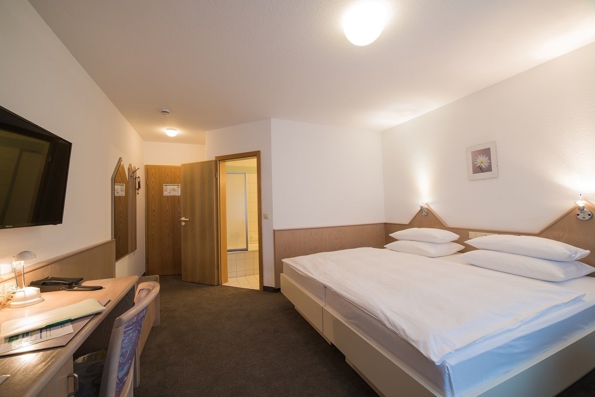 business single room | minibar, soundproofing, rollaway beds, free wifi