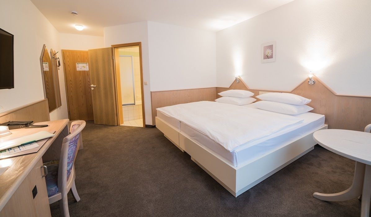 business single room | minibar, soundproofing, rollaway beds, free wifi