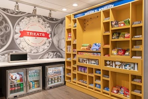Snack bar