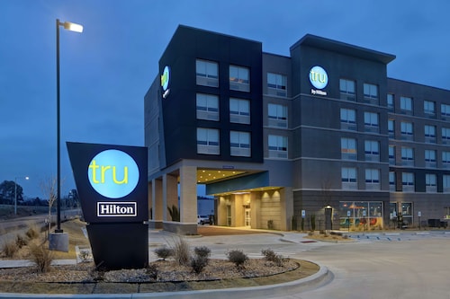 Tru by Hilton Oxford