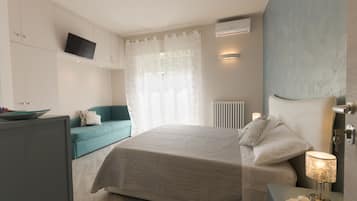 Camera quadrupla (Mare) | Vista cortile