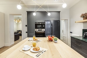 Appartement Supérieur, 4 chambres | Cuisine privée