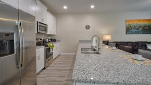 Room - Storey Lake 4 Bedroom Townhome w Splashpool - 1616ST (Kissimmee)