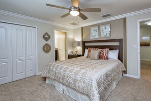 4 bedrooms, free WiFi - Storey Lake 4 Bedroom Townhome w Splashpool - 1629ST (Kissimmee)