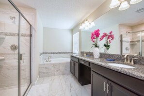Bathroom - 1664st (Kissimmee)