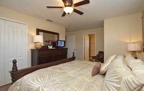 5 habitaciones, tabla de planchar con plancha y wifi gratis