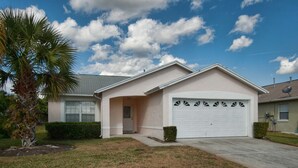 Unclassified image, 5 of 28, button - Indian Ridge- 4 Bedroom Pool Home- 2415IR (Kissimmee)