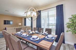 Dining - Storey Lake- 6 Bedroom Pool Home-1662ST (Kissimmee)