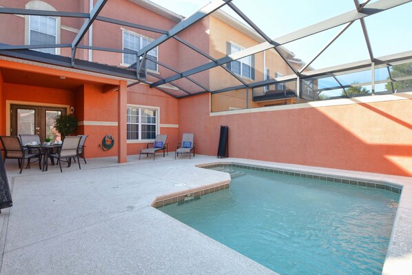 Outdoor pool - 3060pp (Kissimmee)