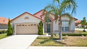 Exterior - 4652so (Davenport)