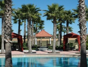 Pool - 4652so (Davenport)