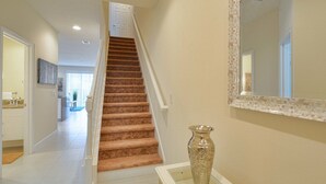 Unclassified image, 3 of 28, button - Silver Creek 3 Bed Townhouse w Splashpool - 5002SC (Clermont)