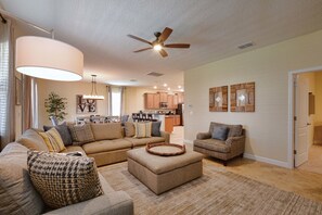 TV - Champions Gate 5 Bedroom House w Pool - 4909CG (Davenport)