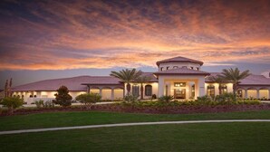 Unclassified image, 2 of 43, button - Champions Gate 5 Bed Townhouse w Splashpool - 4976CG (Davenport)