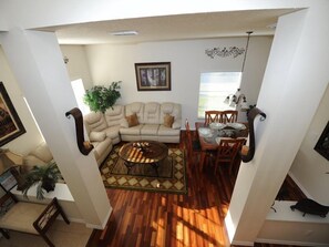 House | Living area | TV, DVD player, toys, books - Cumbrian Lakes 25 (Kissimmee)