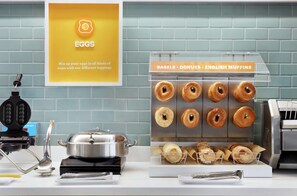 Free daily buffet breakfast - Tru By Hilton Milwaukee Brookfield (Waukesha)