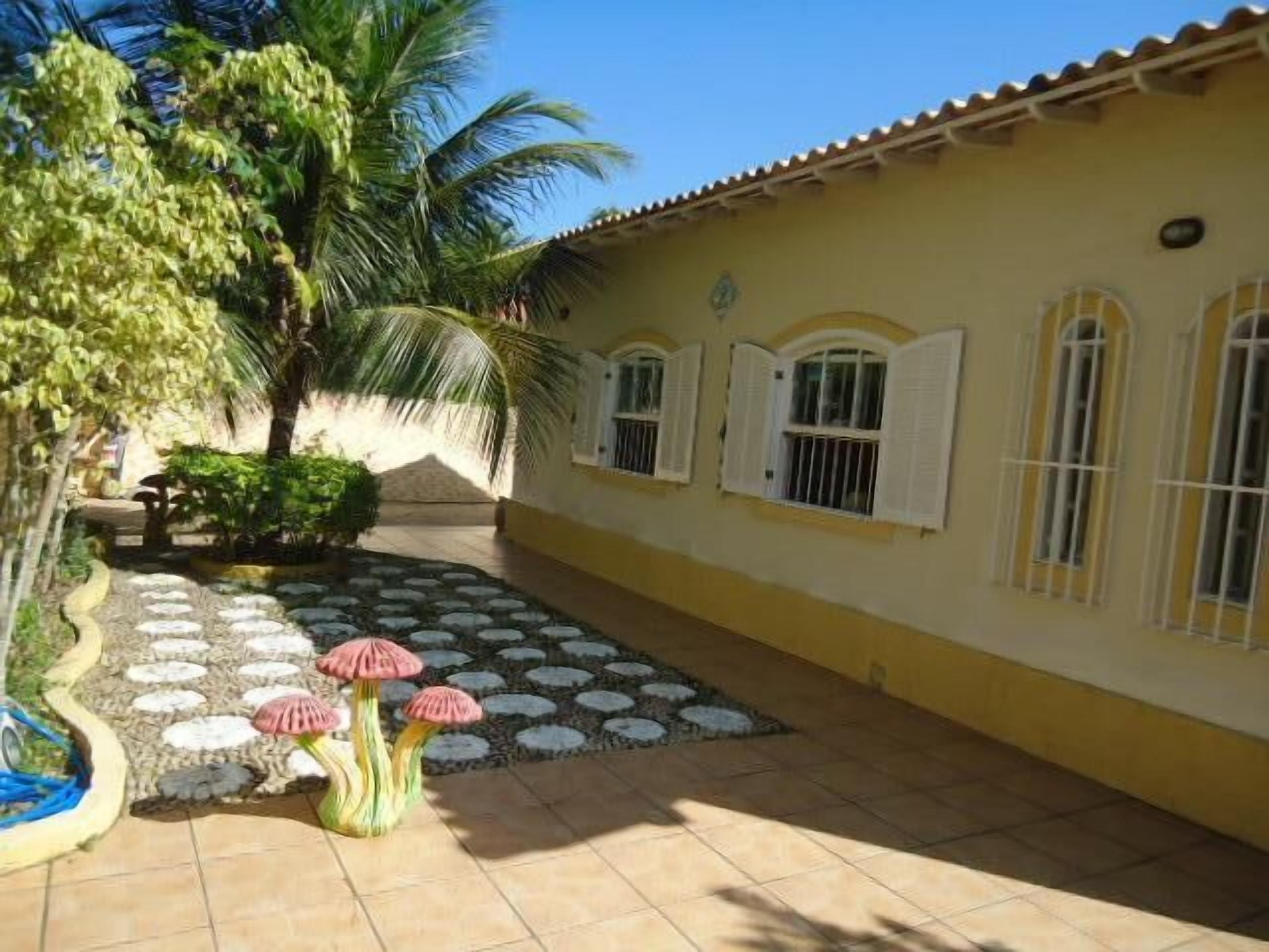 between sea and lagoon, barbecue, swimming pool, professional pool, garage, suite