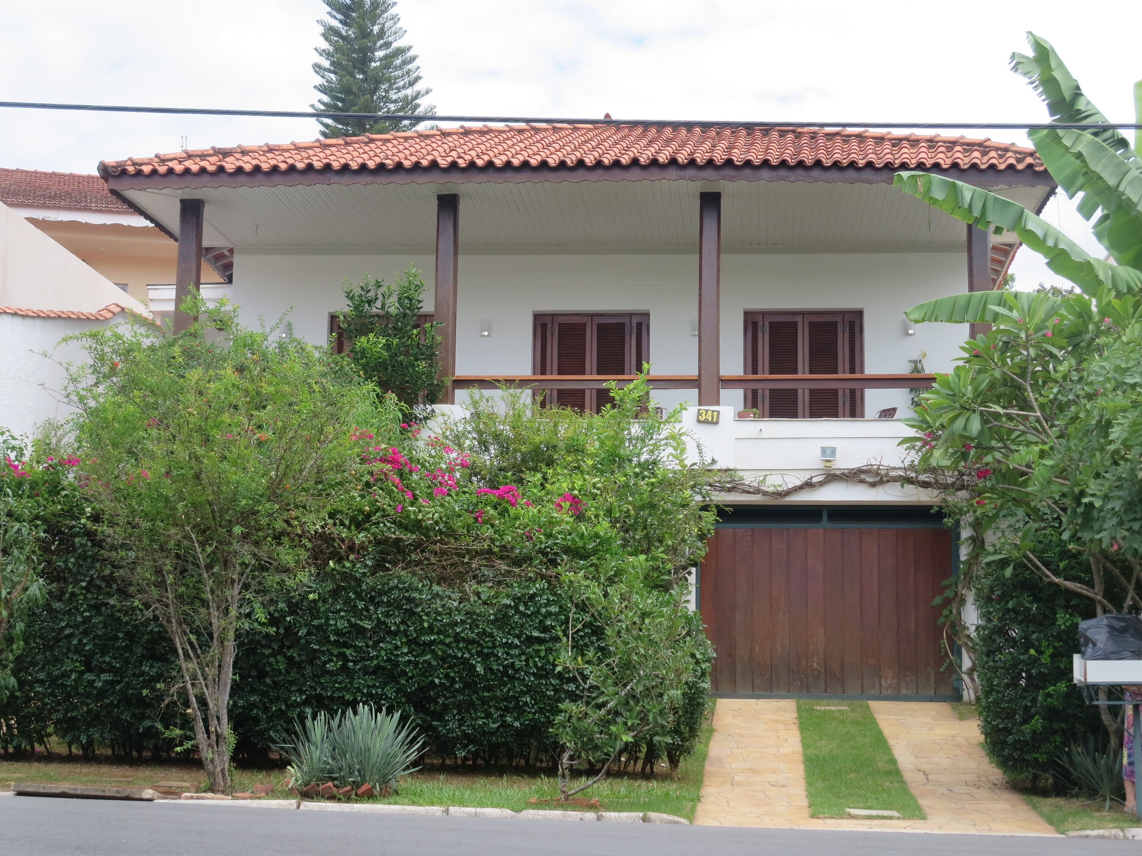 HOUSE HIGH STANDARD ÁGUAS DE SÃO PEDRO