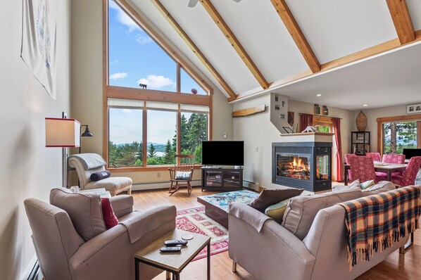 TV, fireplace, DVD player, stereo