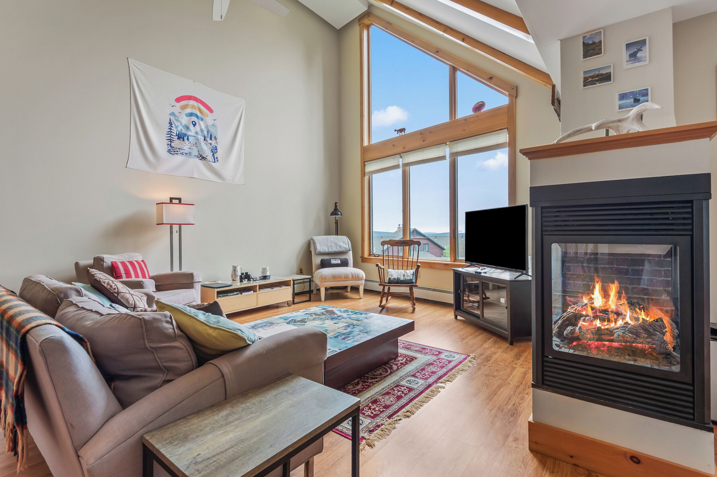 TV, fireplace, DVD player, stereo