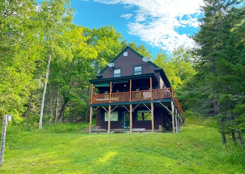 Dunserchin - Large waterfront home on Mooselookmeguntic Lake!