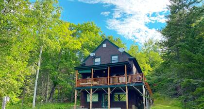 Dunserchin - Large waterfront home on Mooselookmeguntic Lake!