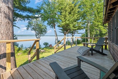 Four Loons | Waterfront | Pet Friendly