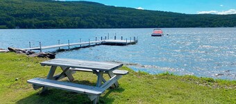 🐾Greenvale Cove 7 - Loon's Ruhe - Greenvale Cove on Rangeley Lake, dog friendly