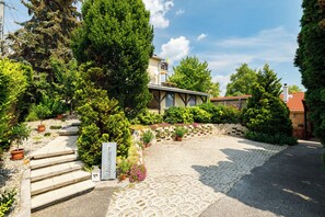 Free self parking - Casa Montana II- Country Apartment (Balatonalmadi)