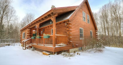 VERY PRIVATE Rangeley Log Cabin | ATV & Snowmobile Access | Dog Friendly