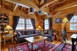 Fernseher, DVD-Player, Stereoanlage