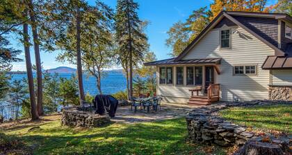 Windy Cross | Private Waterfront, Dock, Hot Tub & Ping Pong