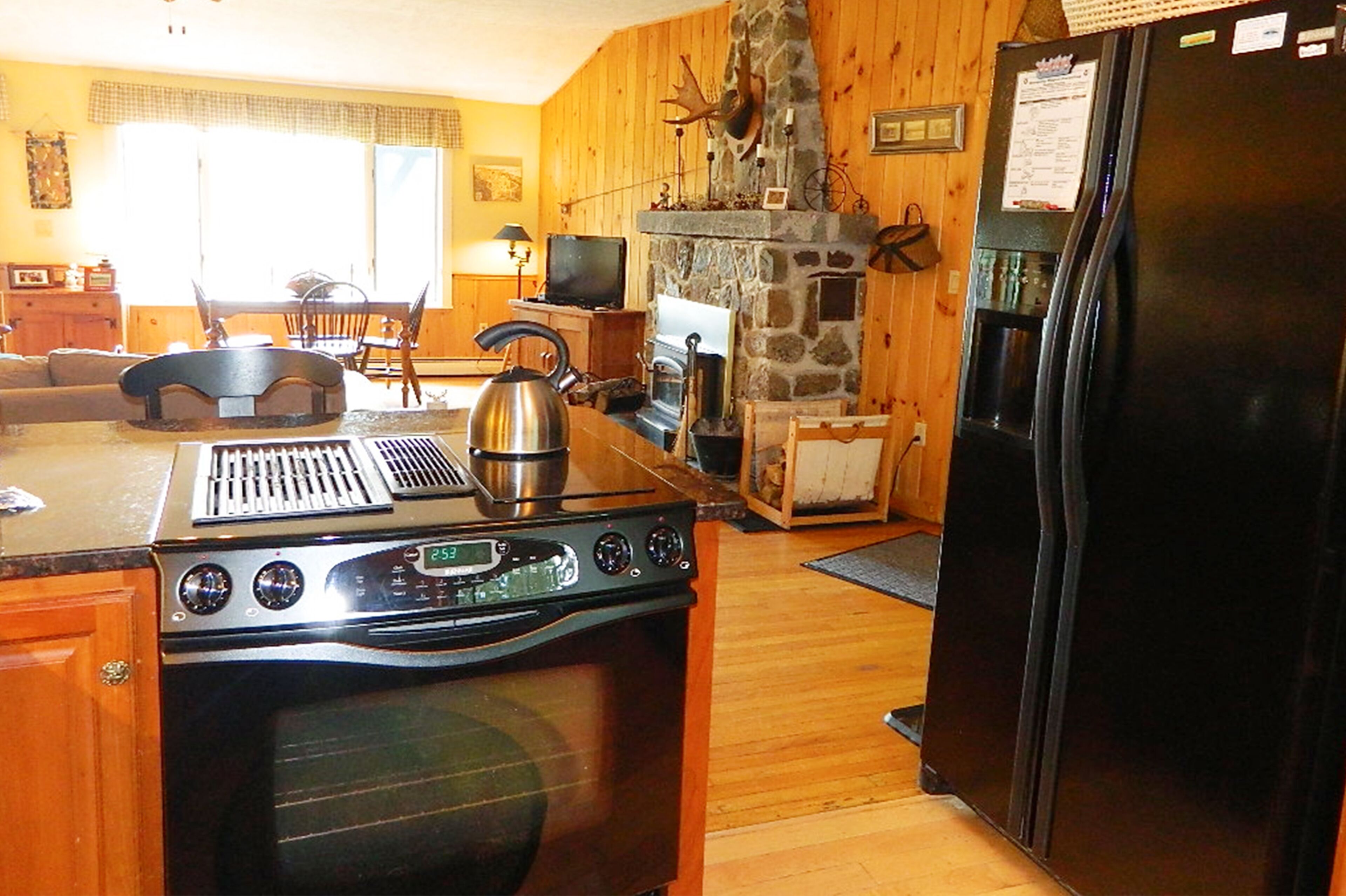 SBLL 26 -Nice cottage in the Saddleback Lake Lodge Cottage Community