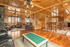 TV, DVD player - Hart | Beautiful family getaway located just three miles from downtown Rangeley (Rangeley)
