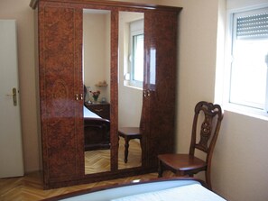 2 bedrooms, WiFi - House for rent in Sutomore (Sutomore)