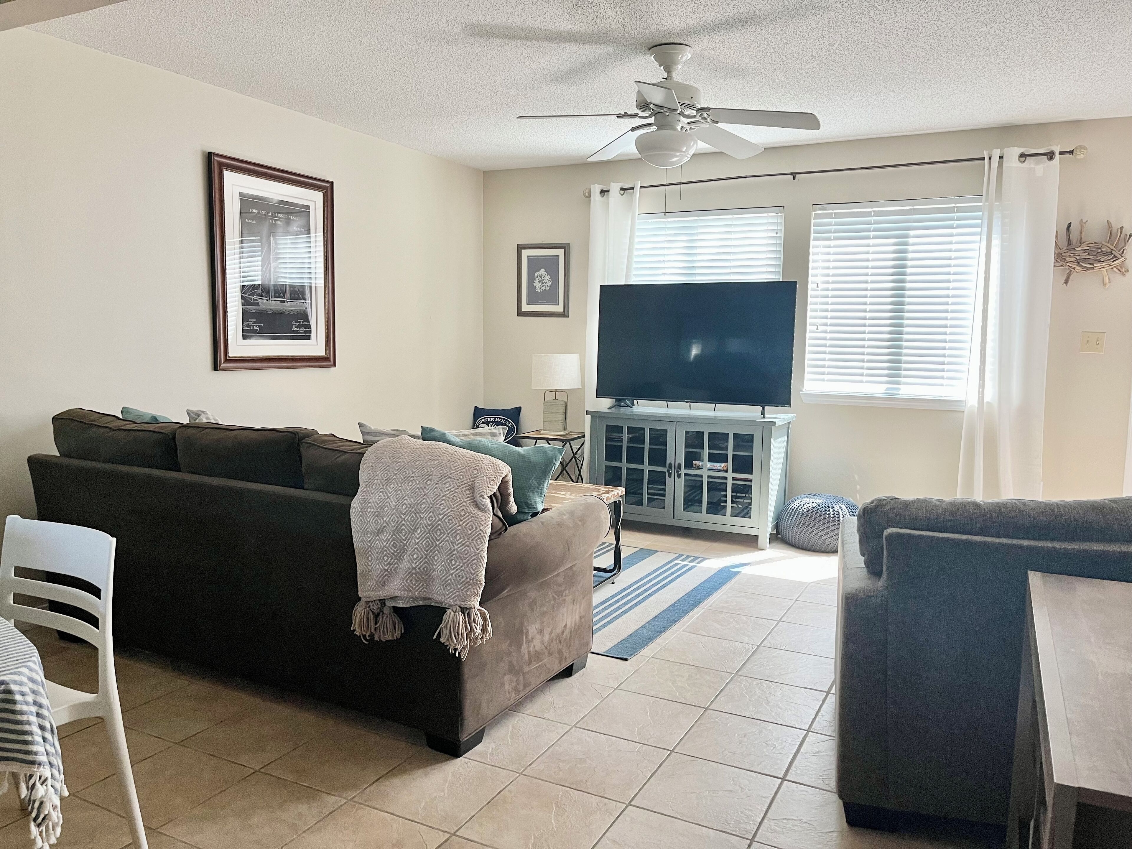 2 BR Gulf Front Complex - Kayak - Heated Pool - Ask about MONTHLY DISCOUNTS! 