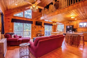 Smart-tv och eldstad