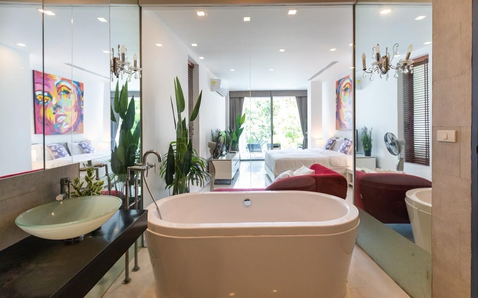 3 camere, Wi-Fi gratuito