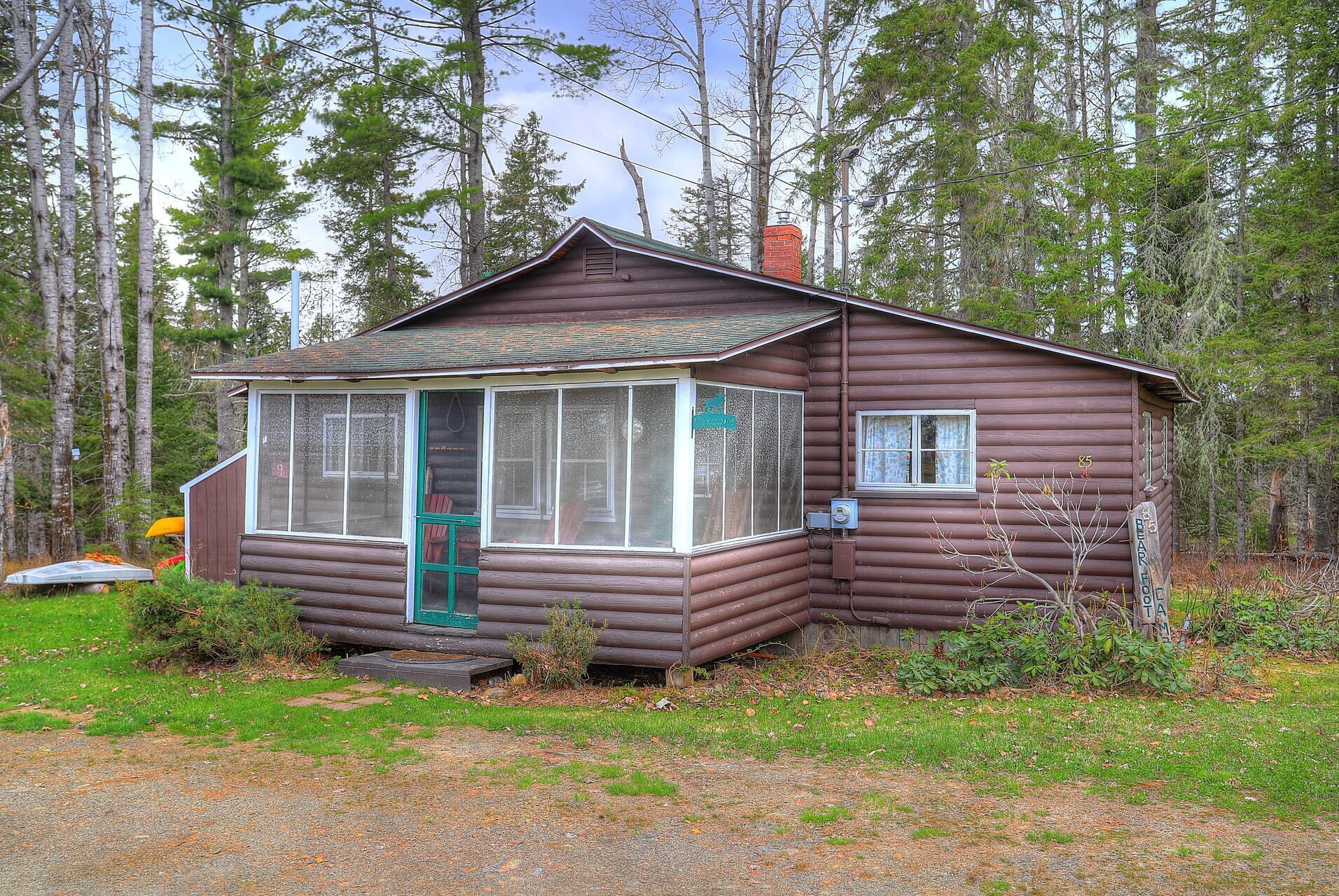 RM 9 - Cozy Rangeley Manor Cottage sleeps 4