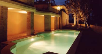 Luxueuse villa entièrement équipée avec piscine privée et réduction d'été