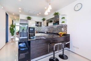 Fridge, microwave, oven, dishwasher