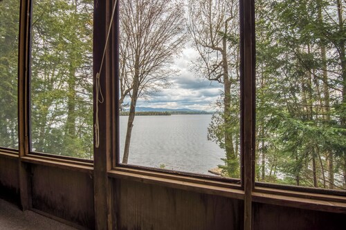 Parris - Beautiful private spot on Rangeley Lake!