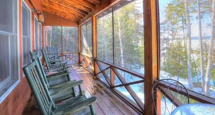 Second Wind - Private vacation home right on Mooselookmeguntic Lake