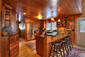 Fridge, microwave, oven, stovetop - Second Wind - Private vacation home right on Mooselookmeguntic Lake (Rangeley)