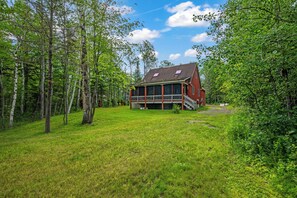 Exterior - Camp Firefly - Adorable Cottage on Mooselookmeguntic Lake with sandy walk in (Rangeley Plantation)