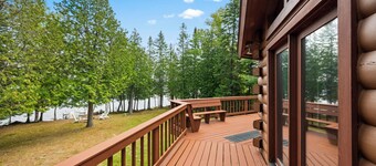 Acadia Wingate Lodge - Two miles from Rangeley on quiet and peaceful Gull Pond