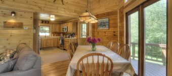 Acadia Wingate Lodge - Two miles from Rangeley on quiet and peaceful Gull Pond
