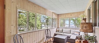 Ernie's Place - Small cottage on Rangeley Lake and close to Oquossoc Village and marina